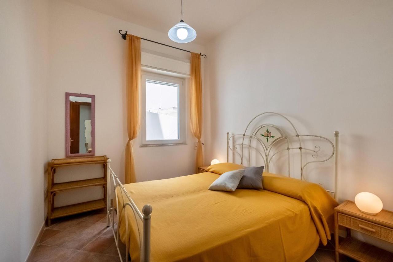 Casa Vacanze Kaloceri Torre dell'Orso Bagian luar foto