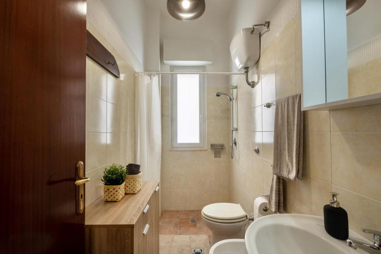 Casa Vacanze Kaloceri Torre dell'Orso Bagian luar foto