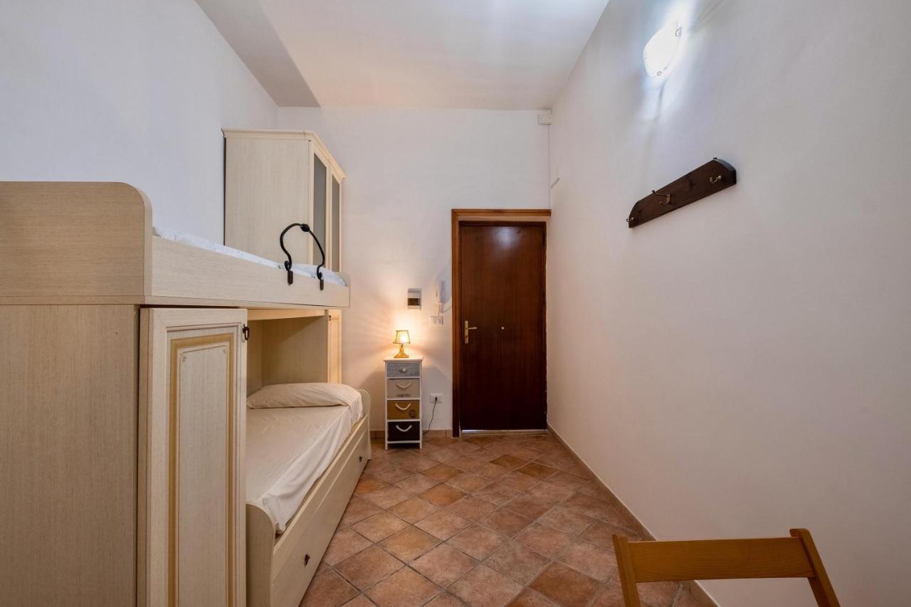 Casa Vacanze Kaloceri Torre dell'Orso Bagian luar foto